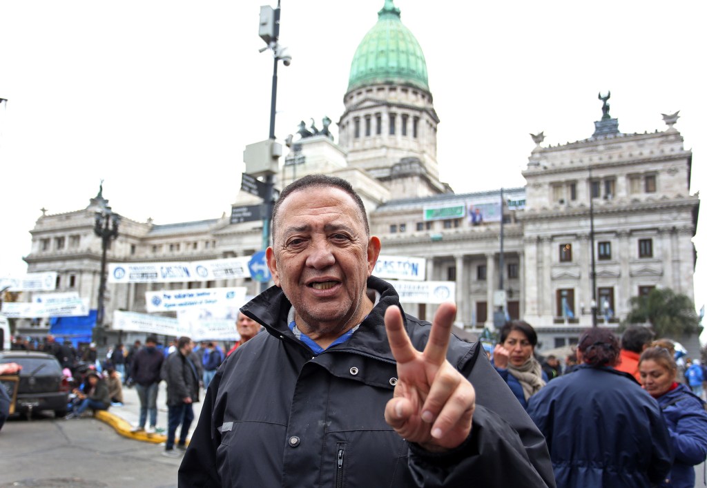 Luis D’Elía: «Tiene que ganar Sergio Massa como sea y estamos dispuestos a&nbsp;acompañar»