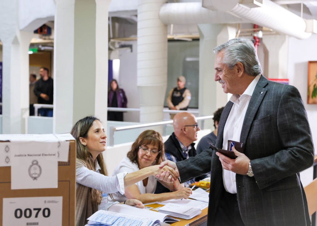 Alberto Fernández: «Seguí la campaña electoral muy de cerca y muy&nbsp;involucrado»