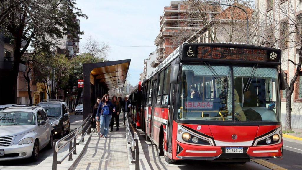 Cómo tramitar la renuncia al subsidio al transporte público automotor y&nbsp;ferroviario