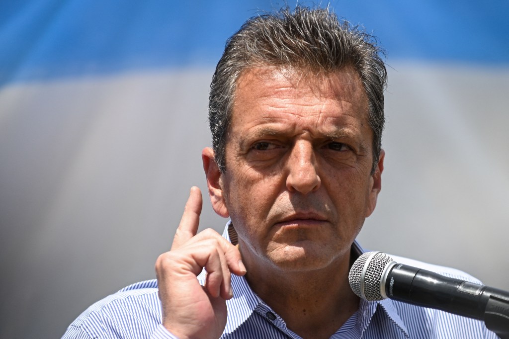 Massa se reunió con la CGT y se diferenció por el “apuro” de convocar un paro general contra&nbsp;Milei