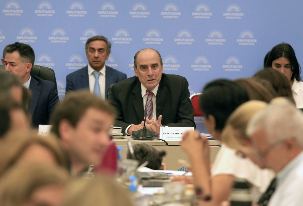 Francos aseguró que los cambios en la Ley Ómnibus «contemplan la máxima capacidad de cesión que tiene el&nbsp;Gobierno»