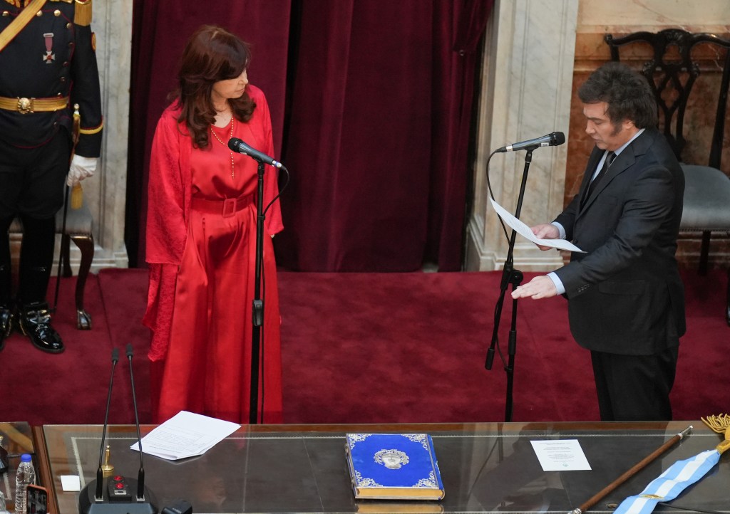 El cruce entre Milei y Cristina Kirchner no para: la ex presidenta le pidió que se&nbsp;calme